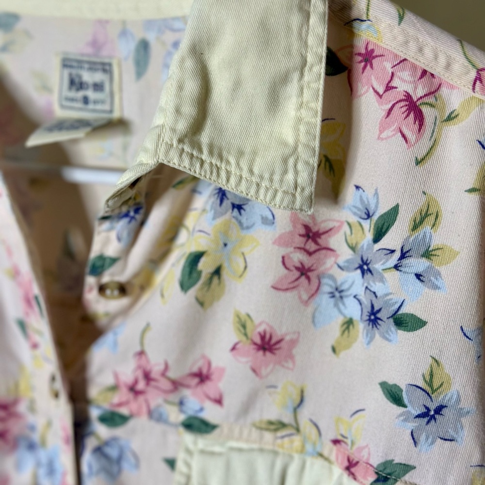 KikoMo Vintage Western Button Down Floral Blouse